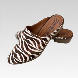 Zodiac Zebra Print Women's Mules size 8.5